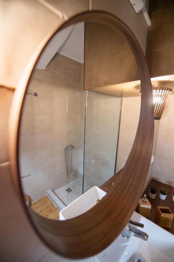 En Lefko Boutique Apartments Nikiána Kültér fotó